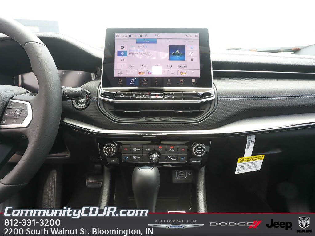 New 2025 Jeep Compass Limited w/ High Altitude Package image 14