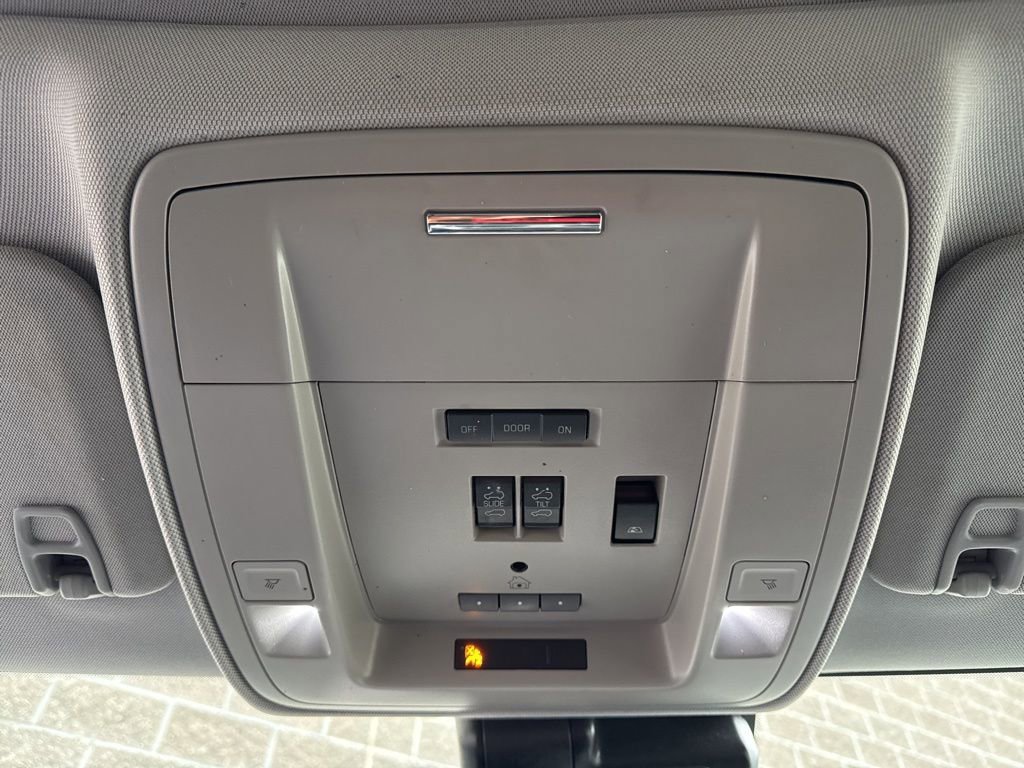 Used 2015 GMC Sierra 1500 Denali image 28