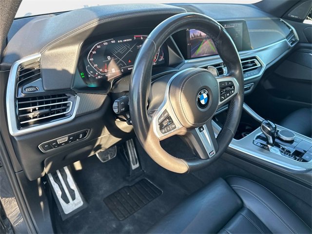 Used 2020 BMW X5 M50i w/ Premium Package image 18