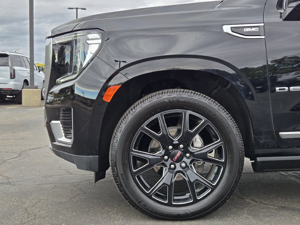 Certified 2024 GMC Yukon XL Denali AWD/4WD image 6