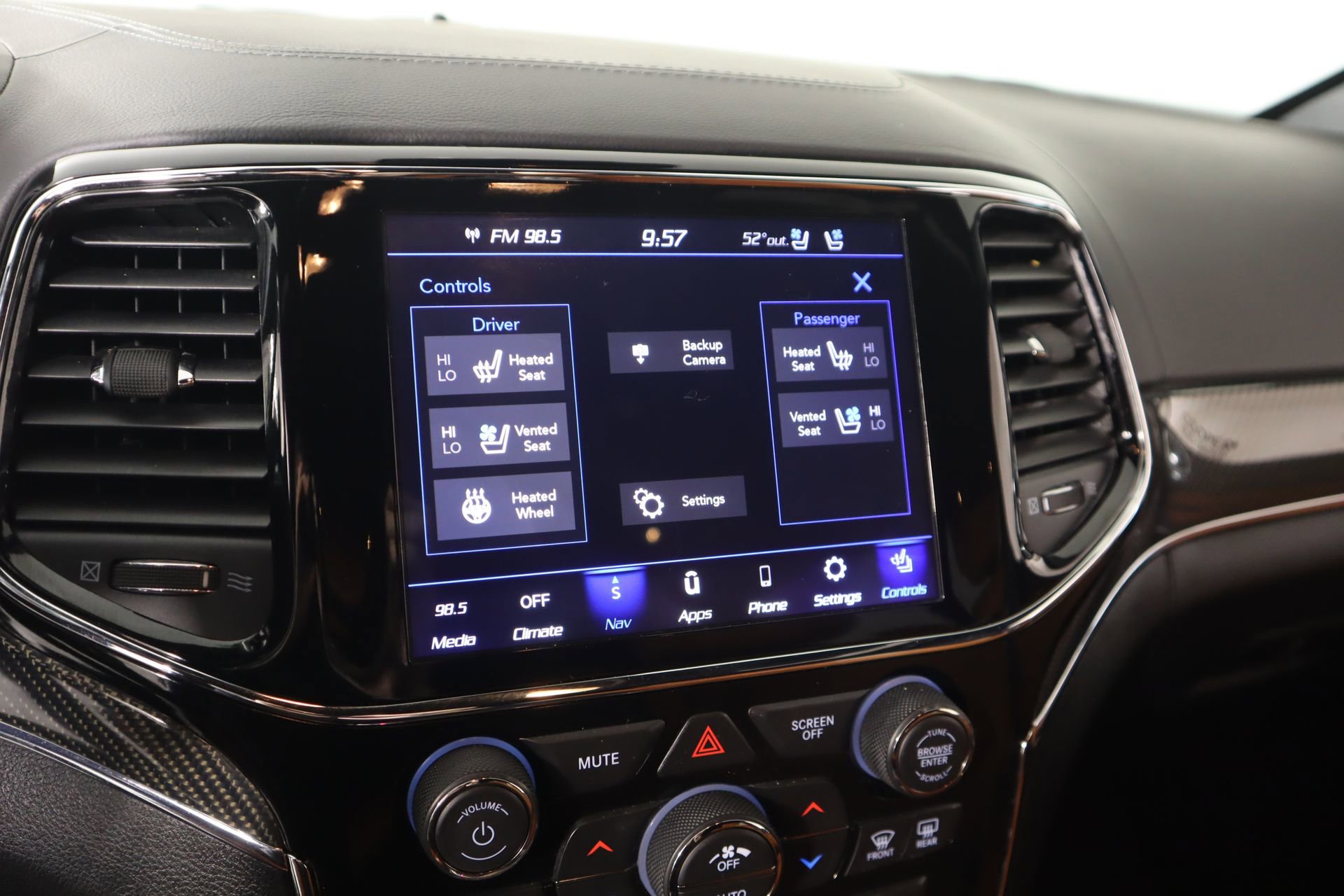 Used 2020 Jeep Grand Cherokee SRT w/ Trailer Tow Group IV image 8