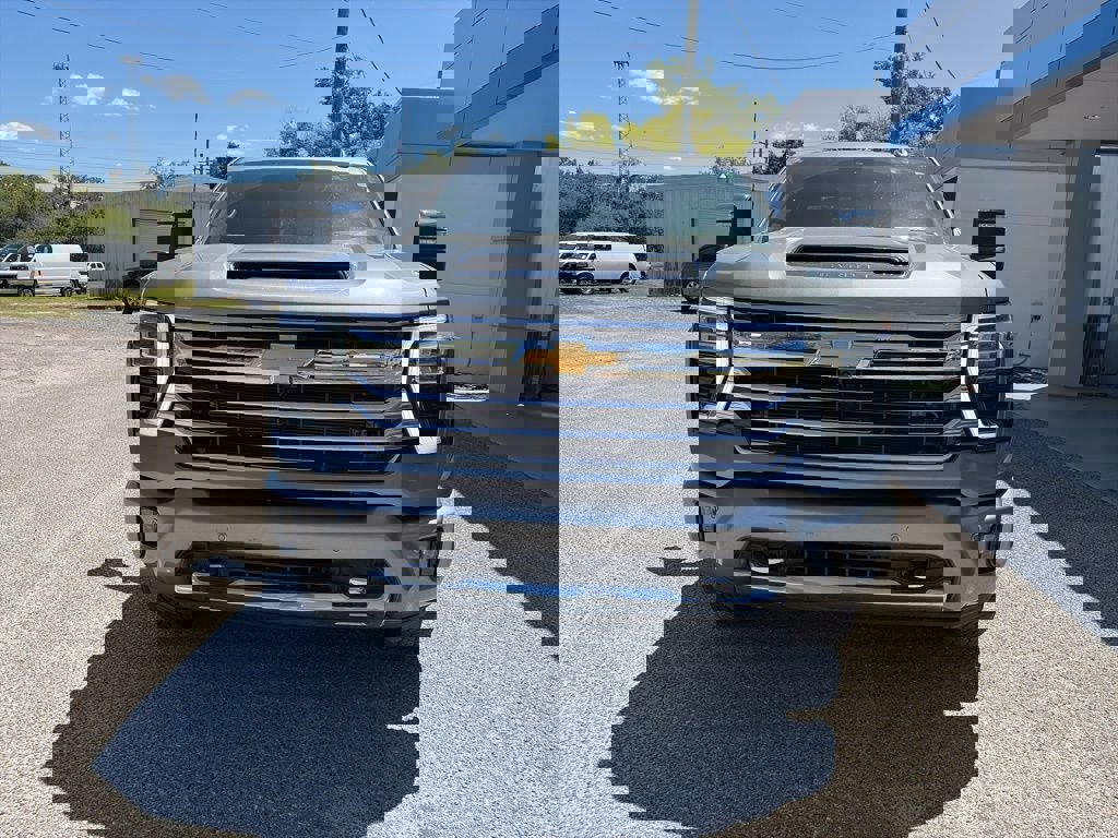 New 2026 Chevrolet Silverado 2500 High Country w/ High Country Premium Package image 2