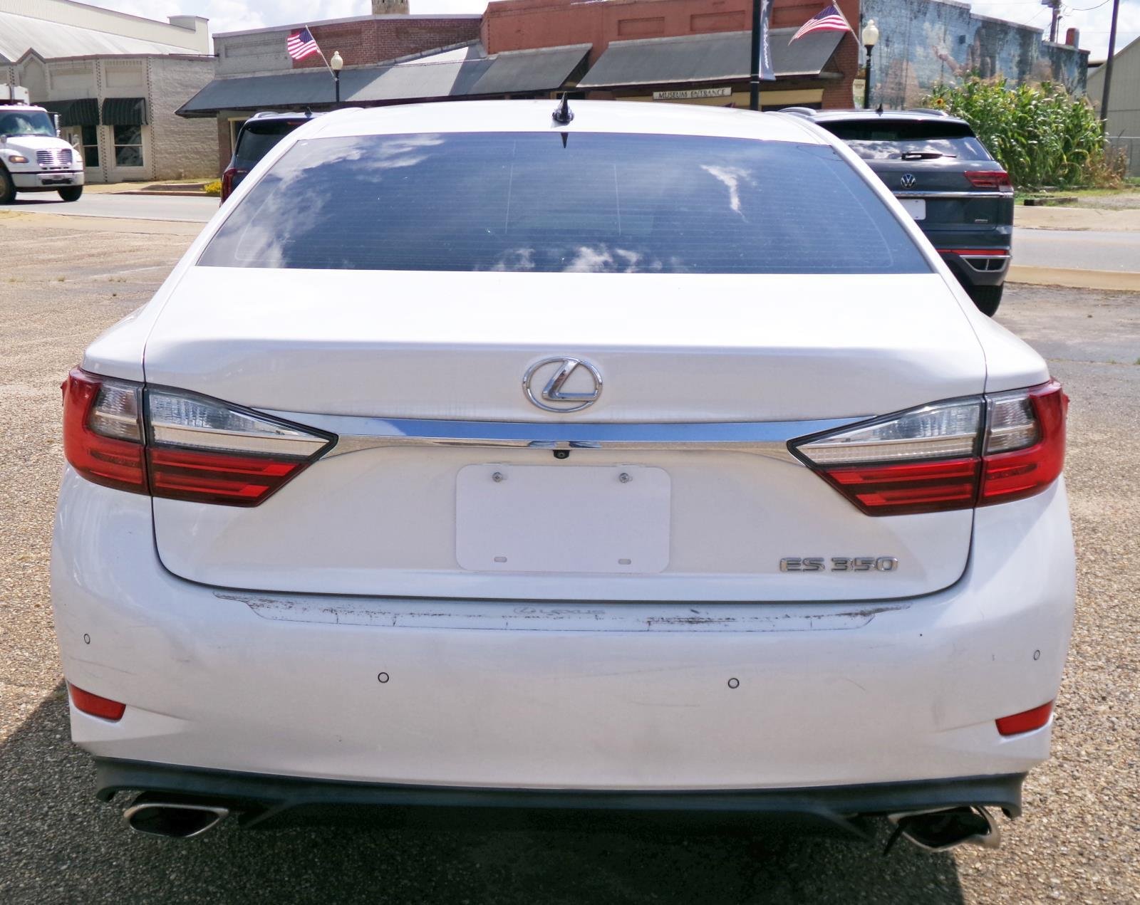 Used 2017 Lexus ES 350 w/ Premium Package FWD image 6