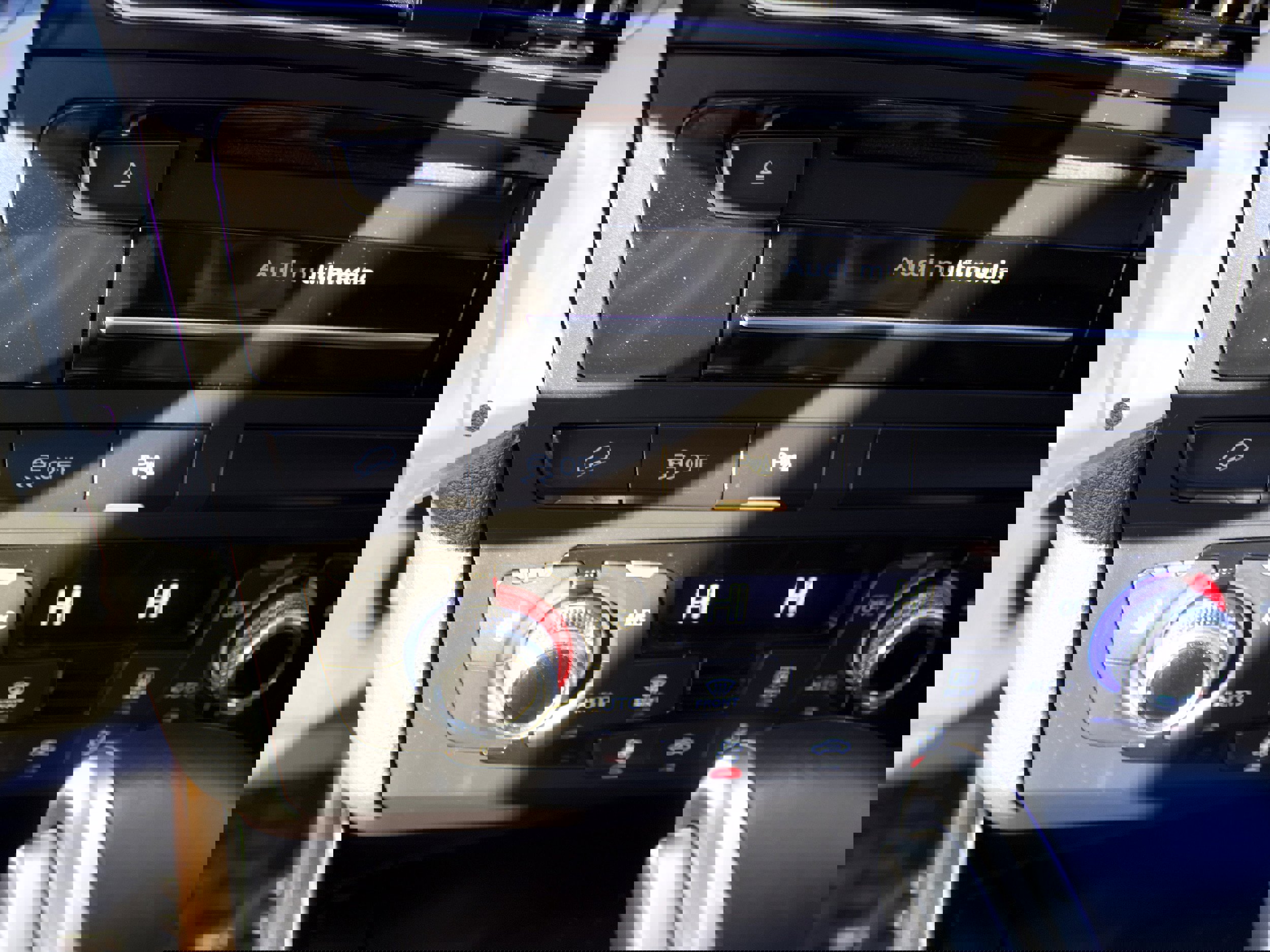 Used 2016 Audi Q5 2.0T Premium Plus w/ Technology Package image 24