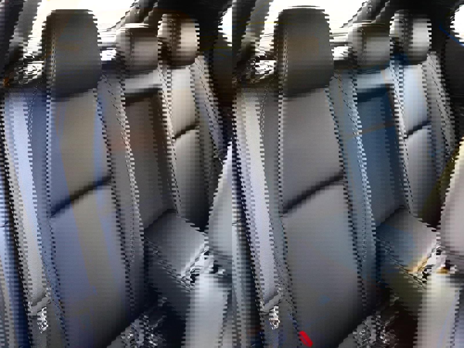 Certified 2025 MAZDA MAZDA3 s Sport FWD image 9