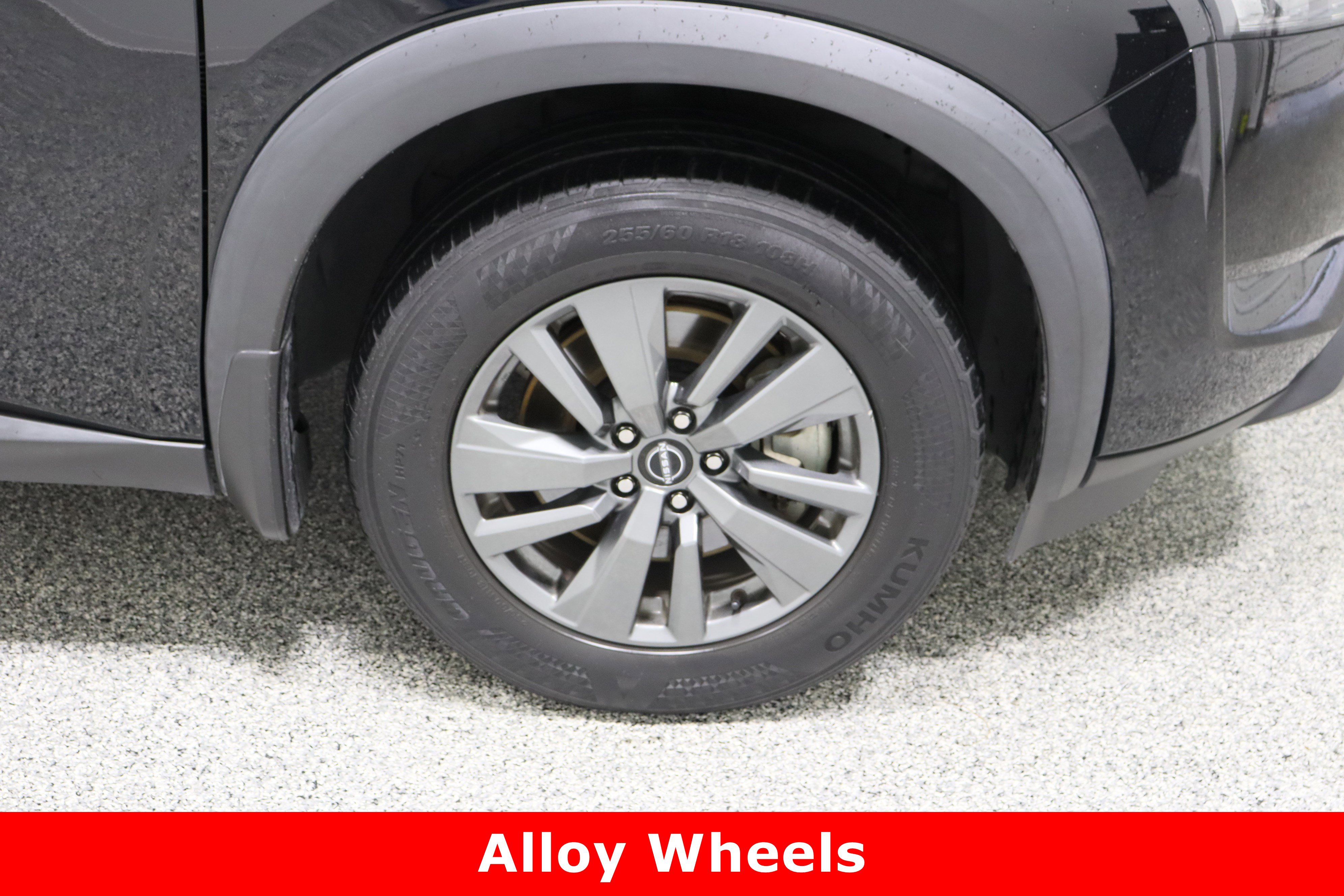 Used 2023 Nissan Pathfinder S image 5