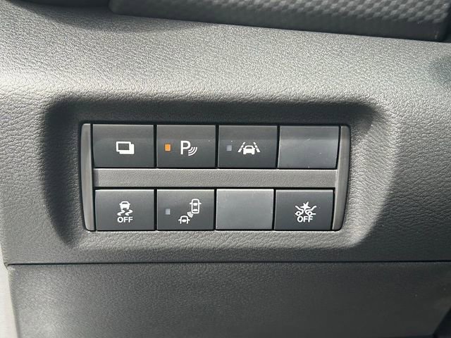 New 2025 Nissan Kicks Play S image 16