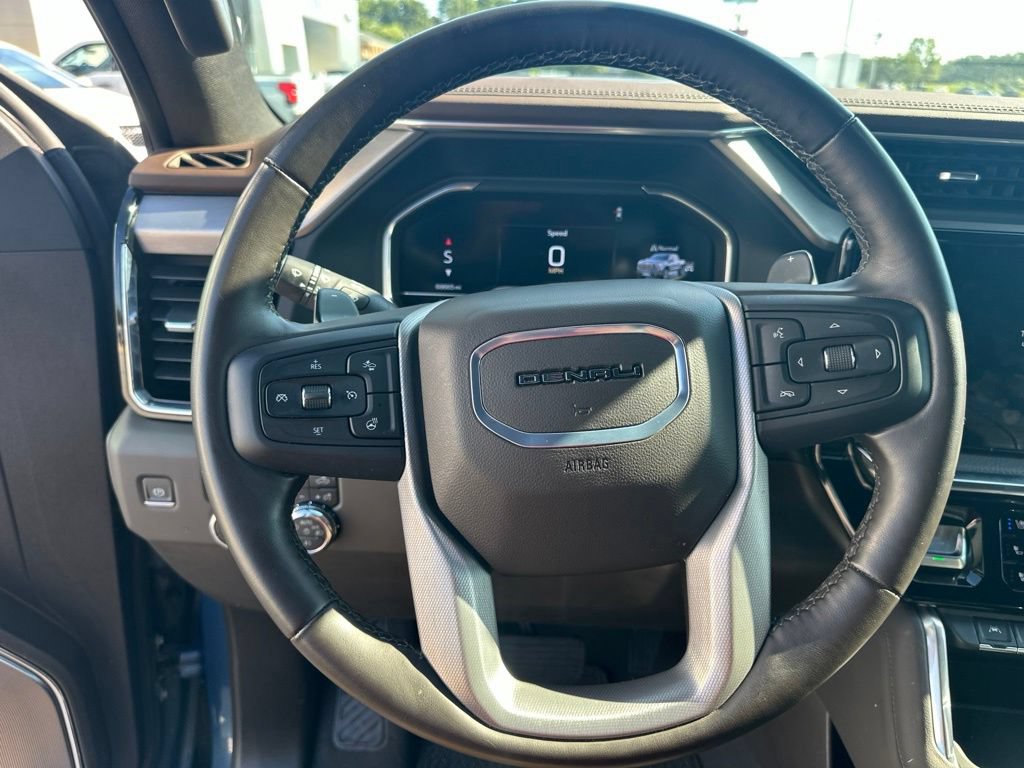 Used 2024 GMC Sierra 1500 Denali w/ Technology Package AWD/4WD image 24