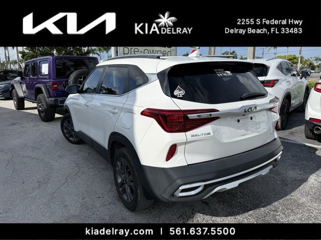 Certified 2023 Kia Seltos S w/ Navigation Package FWD image 3