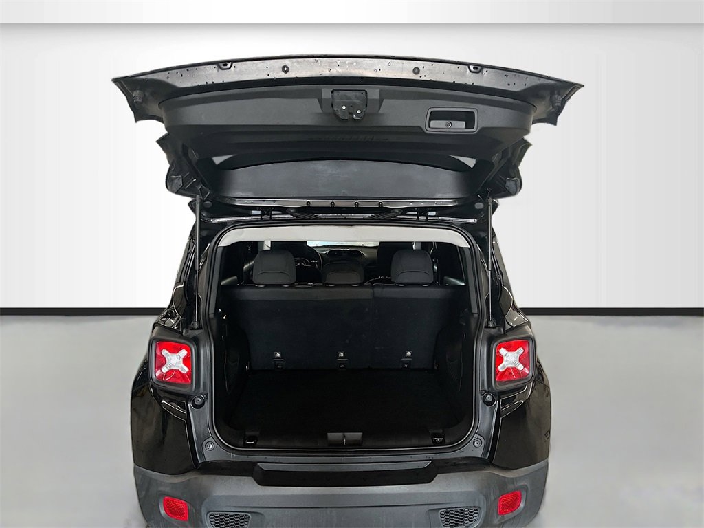 Used 2019 Jeep Renegade Sport w/ Sport Appearance Group image 23