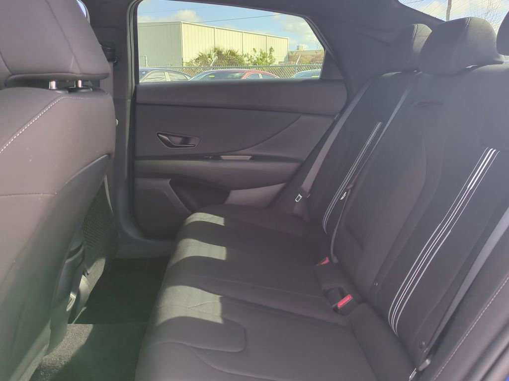 New 2026 Hyundai Elantra SEL Sport image 15