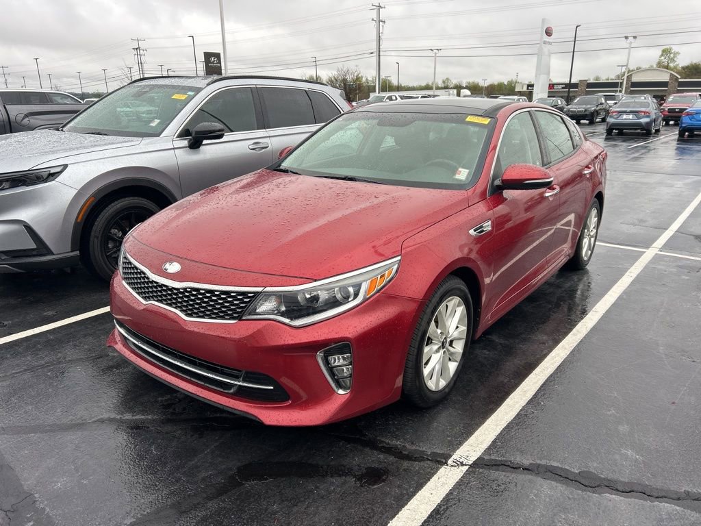 Used 2018 Kia Optima S w/ Panoramic Sunroof Package image 11
