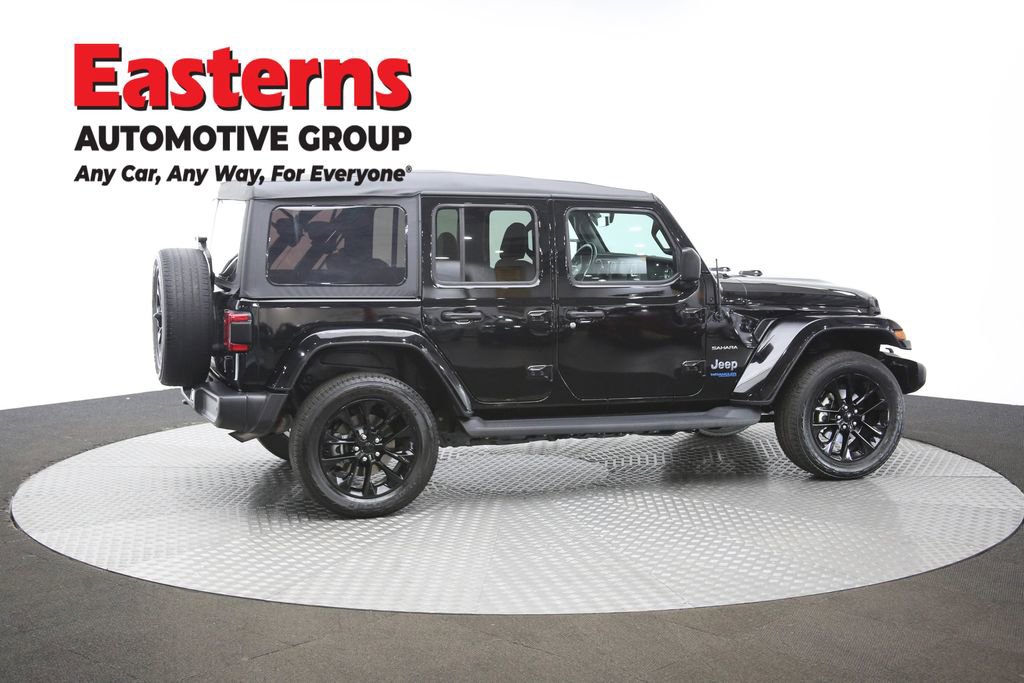 Used 2021 Jeep Wrangler Unlimited Sahara w/ Cold Weather Group AWD/4WD image 44