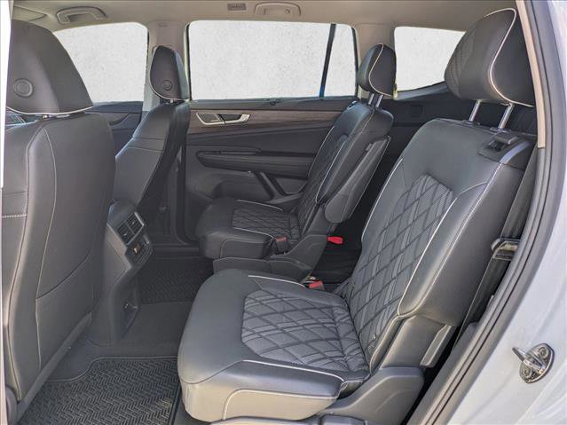 Used 2025 Volkswagen Atlas SEL Premium R-Line image 20