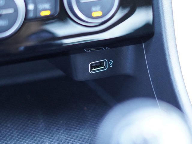 Used 2019 Volkswagen Jetta GLI FWD image 27