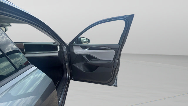 New 2026 Volkswagen Tiguan SE AWD/4WD image 26