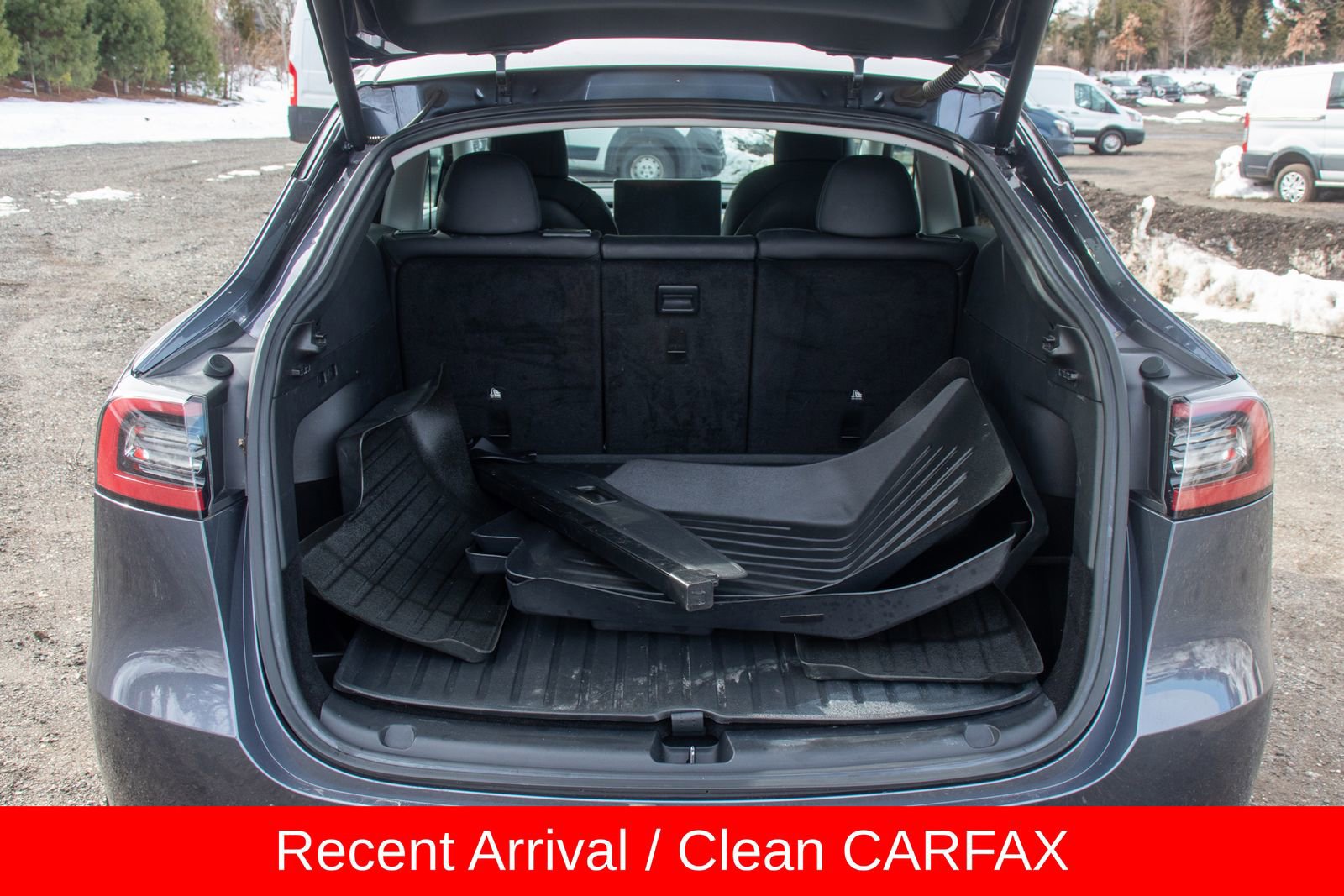 Used 2022 Tesla Model Y Long Range image 14