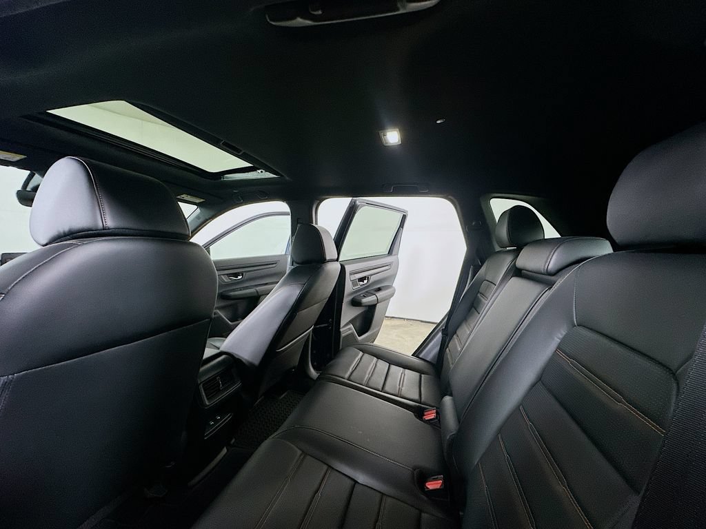 Used 2025 Honda CR-V Sport-L image 15