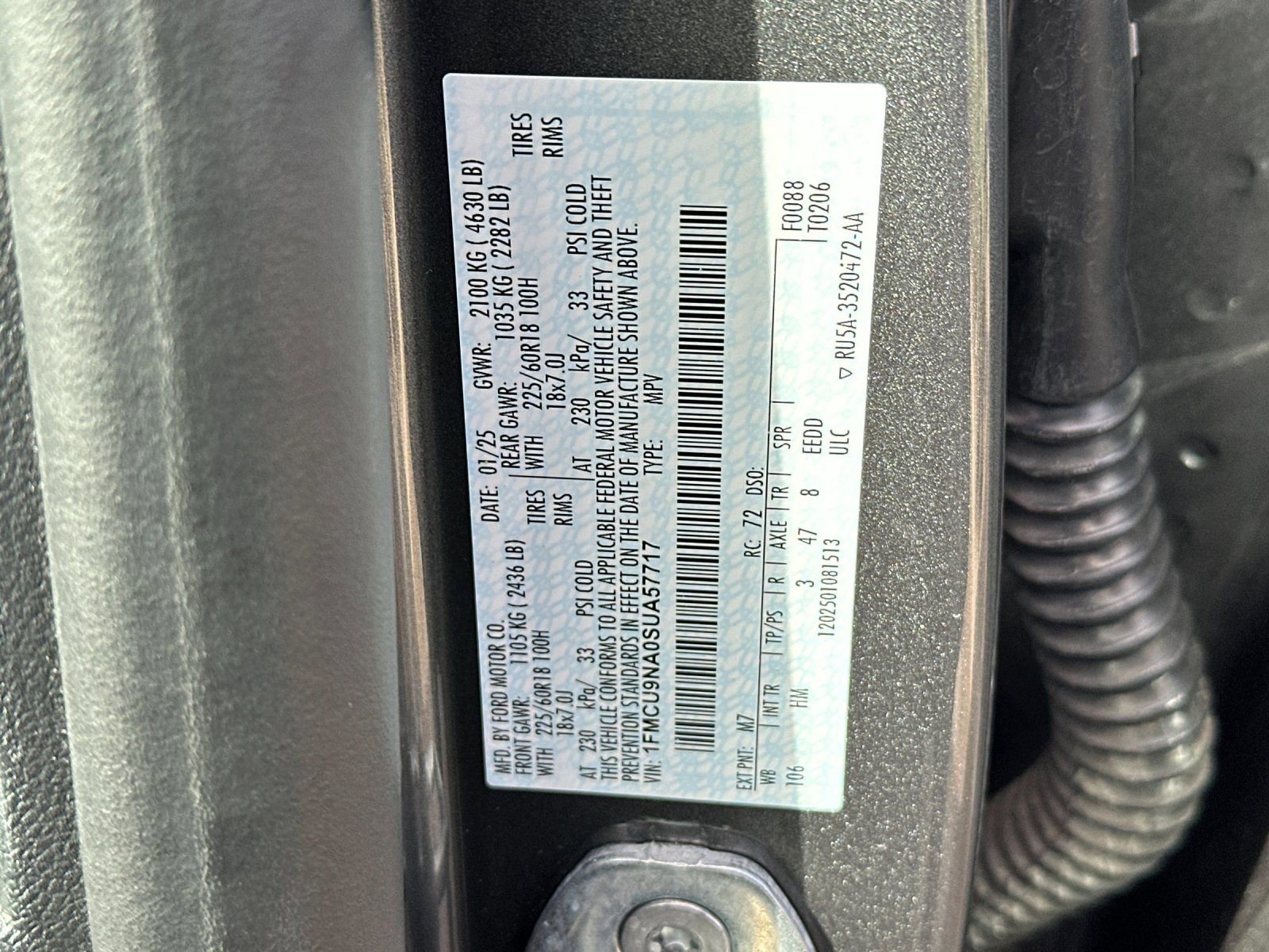 Used 2025 Ford Escape ST-Line Select AWD/4WD image 27