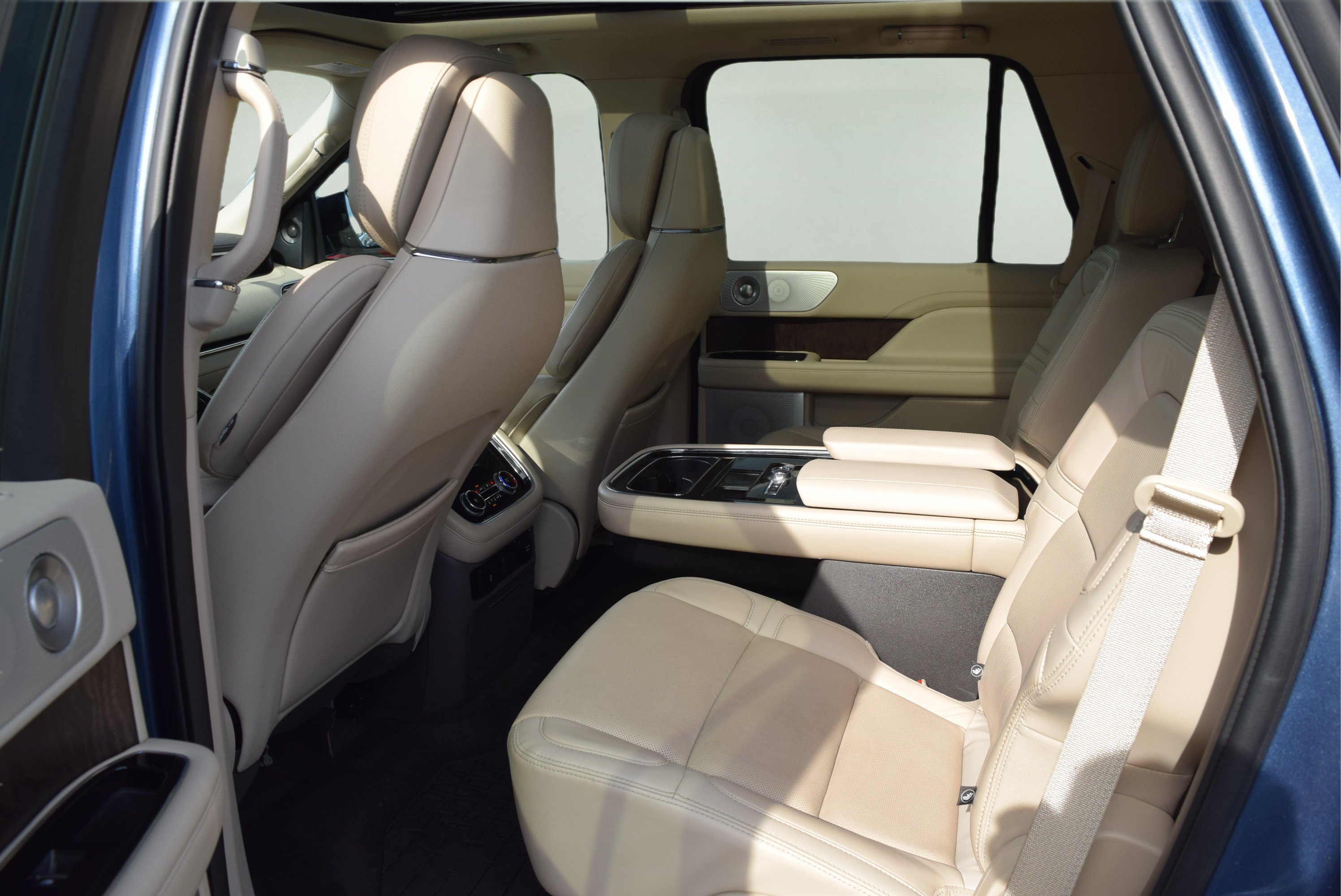 Used 2020 Lincoln Navigator Reserve w/ Luxury Package AWD/4WD image 8
