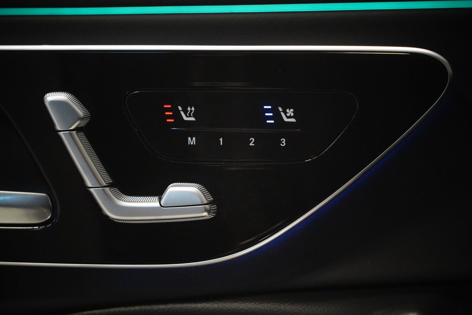 New 2026 Mercedes-Benz E 53 AMG e 4MATIC Sedan image 33