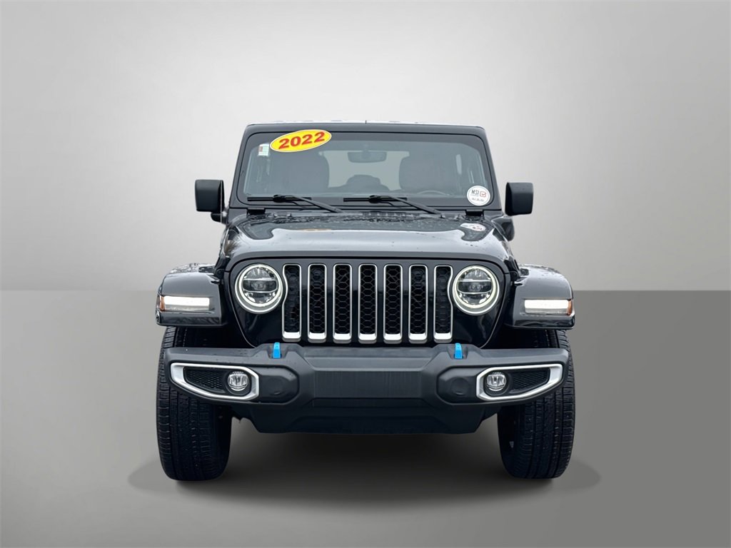 Used 2022 Jeep Wrangler Unlimited Sahara w/ Cold Weather Group image 20