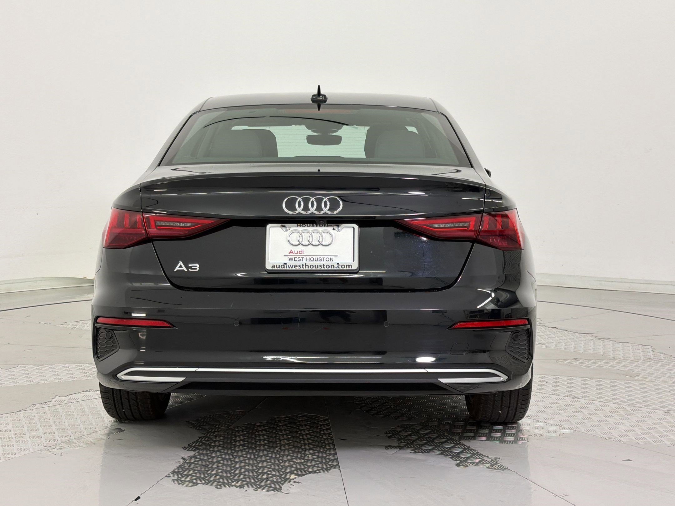 Used 2023 Audi A3 2.0T Premium w/ Convenience Package FWD image 10