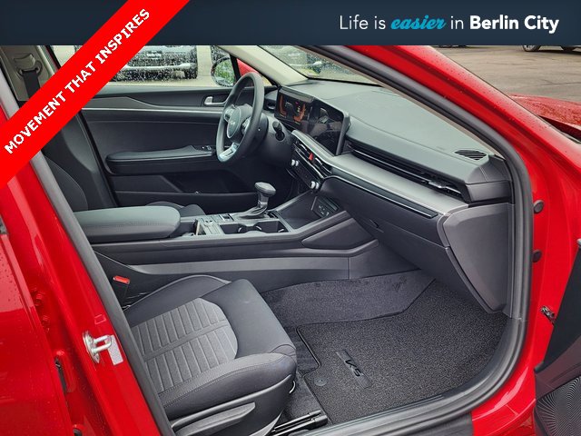 New 2025 Kia K5 LXS image 12