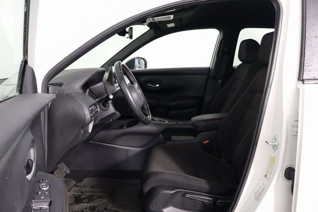 Used 2024 Honda HR-V Sport image 10