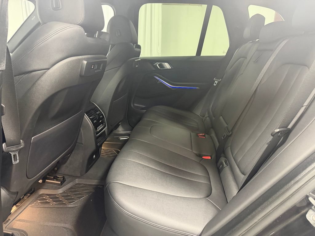 Used 2020 BMW X5 xDrive40i w/ Convenience Package AWD/4WD image 24