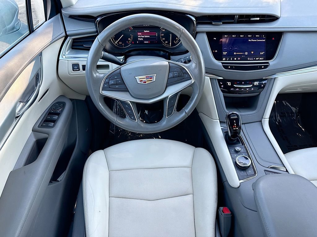 Used 2022 Cadillac XT5 Premium Luxury image 16