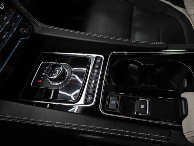 Used 2019 Jaguar F-PACE S AWD/4WD image 27
