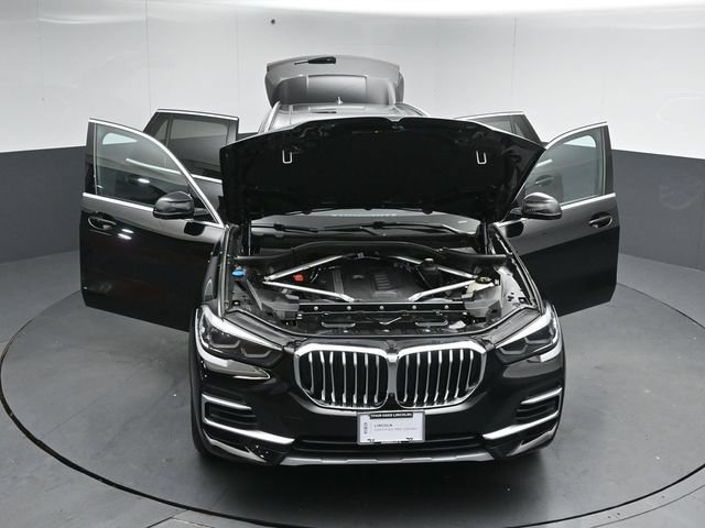 Used 2023 BMW X5 xDrive40i w/ Premium Package AWD/4WD image 54