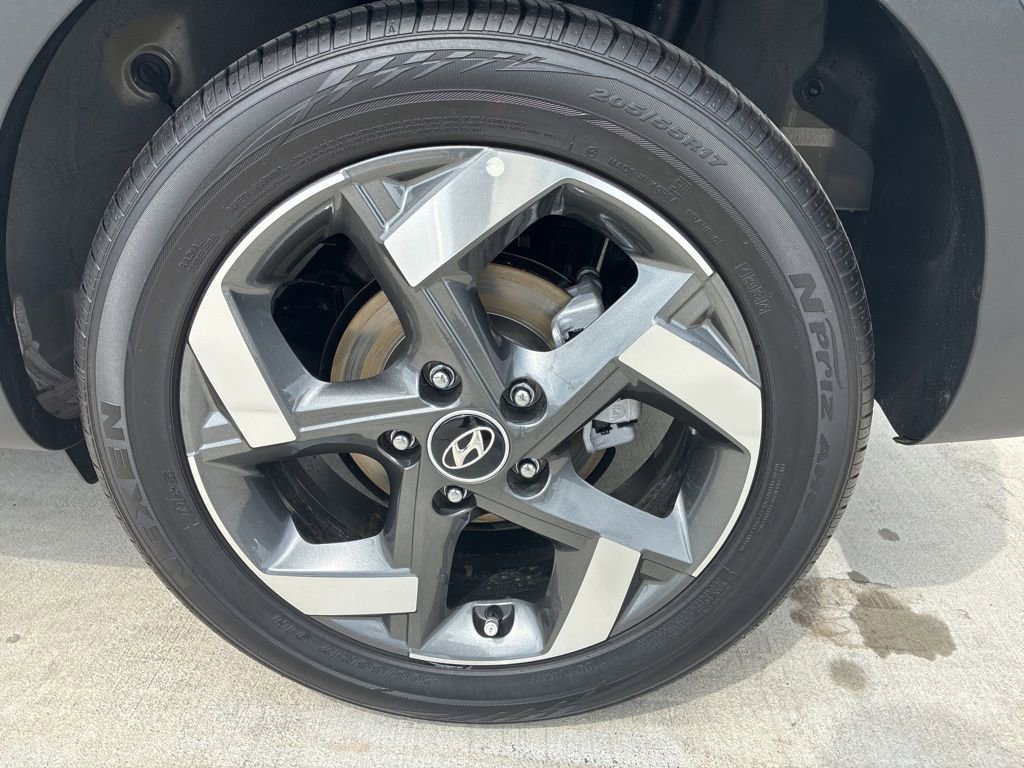 New 2026 Hyundai Venue SEL FWD image 8