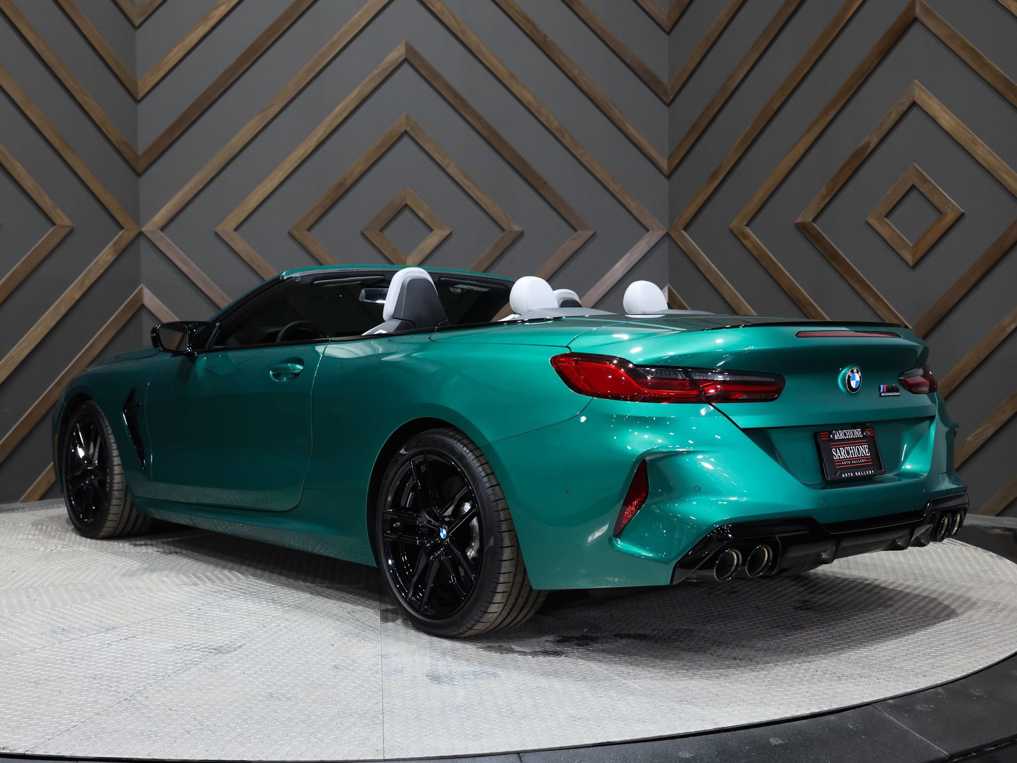 Used 2025 BMW M8 Competition image 3