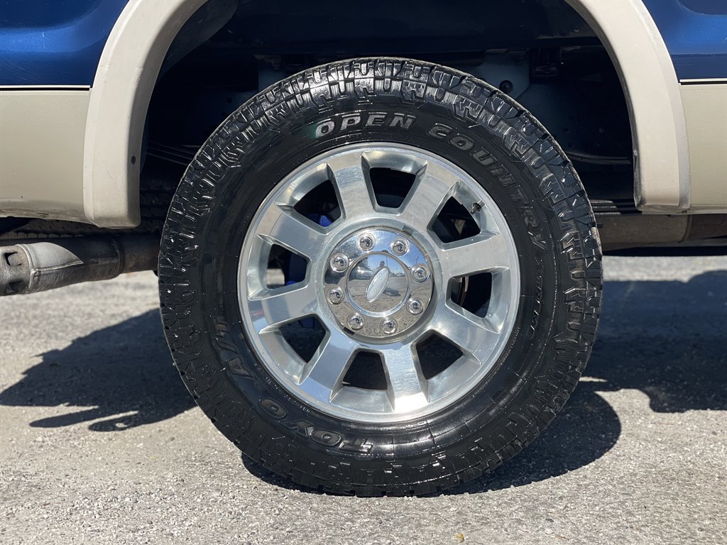 Used 2010 Ford F250 Lariat image 32
