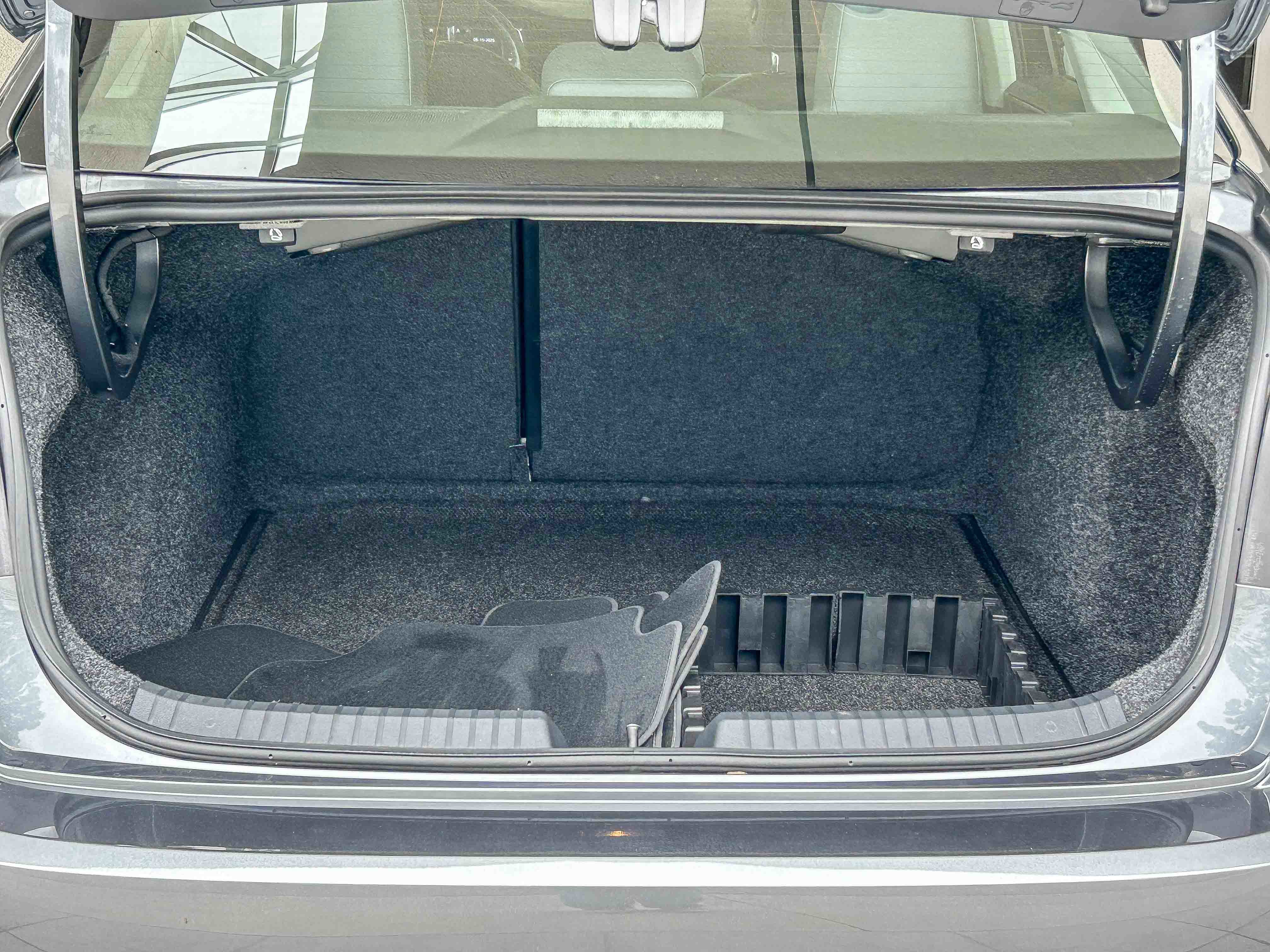 Used 2019 Volkswagen Jetta SEL FWD image 26