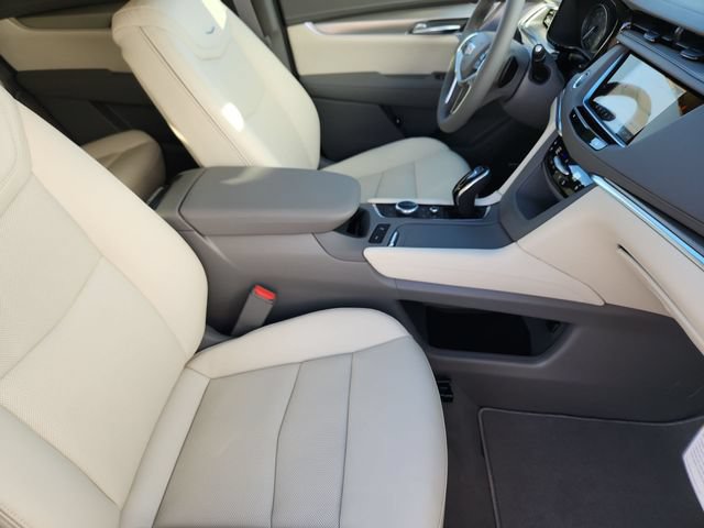 New 2026 Cadillac XT5 Premium Luxury w/ Driver Assist Package AWD/4WD image 22