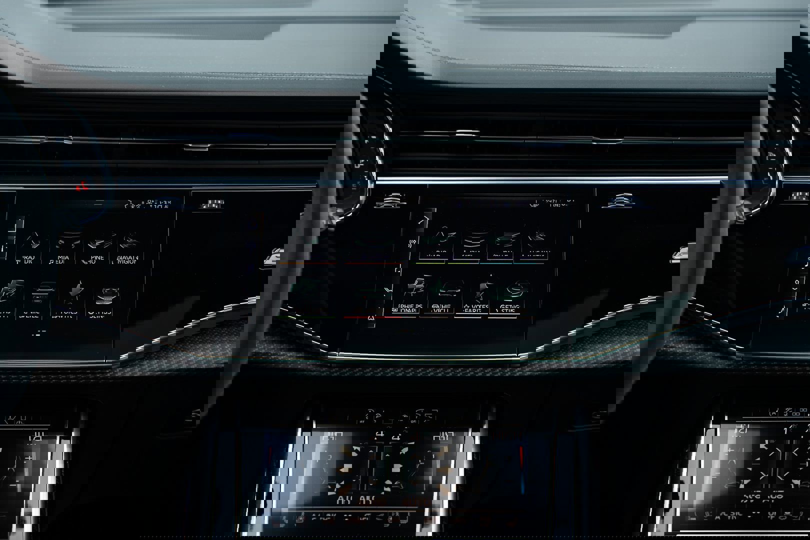 Used 2022 Audi RS Q8 image 16