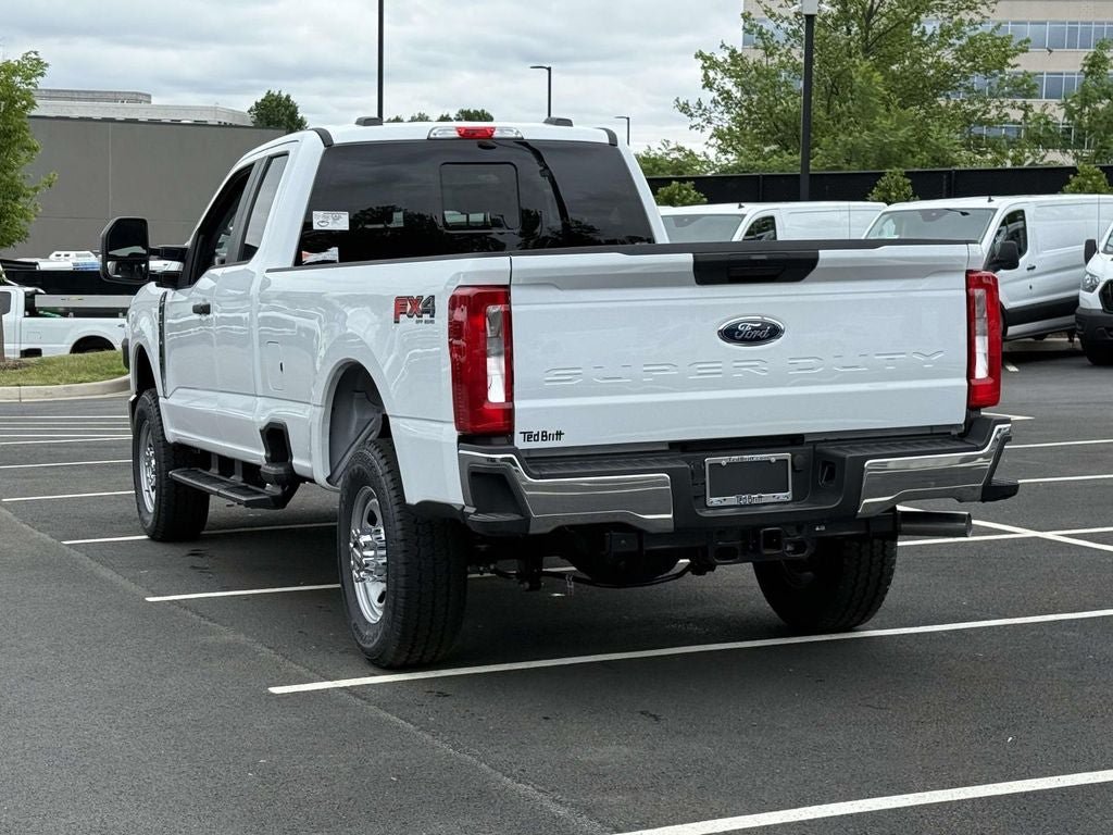 New 2026 Ford F350 XL w/ FX4 Off-Road Package AWD/4WD image 4