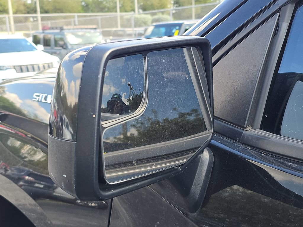 Used 2021 Chevrolet Silverado 1500 RST image 10