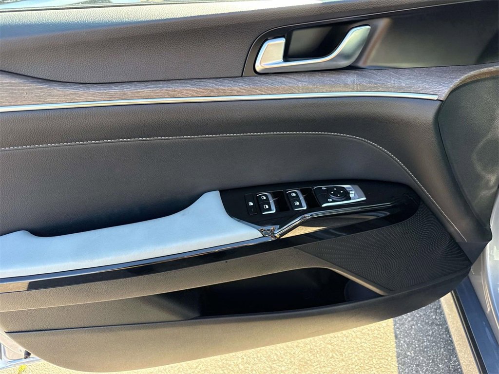 Used 2023 Kia K5 EX image 18