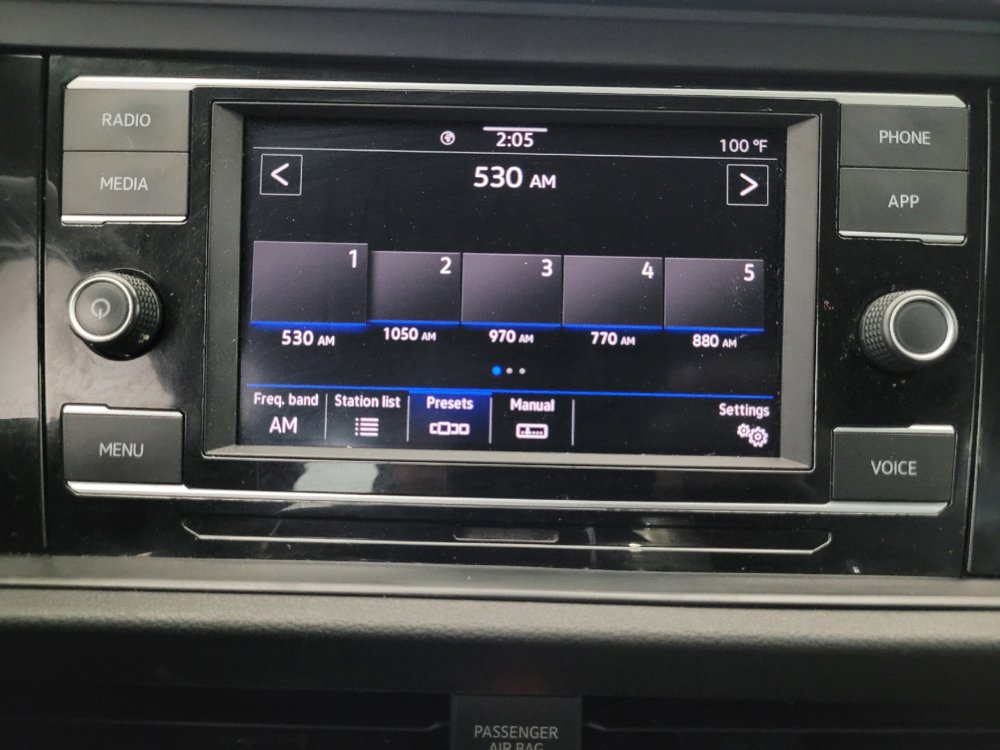 Used 2020 Volkswagen Jetta R-Line w/ R-Line Cold Weather Package FWD image 25