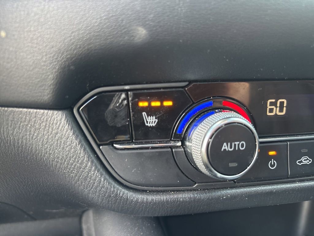 Used 2018 MAZDA MAZDA6 Touring FWD image 6