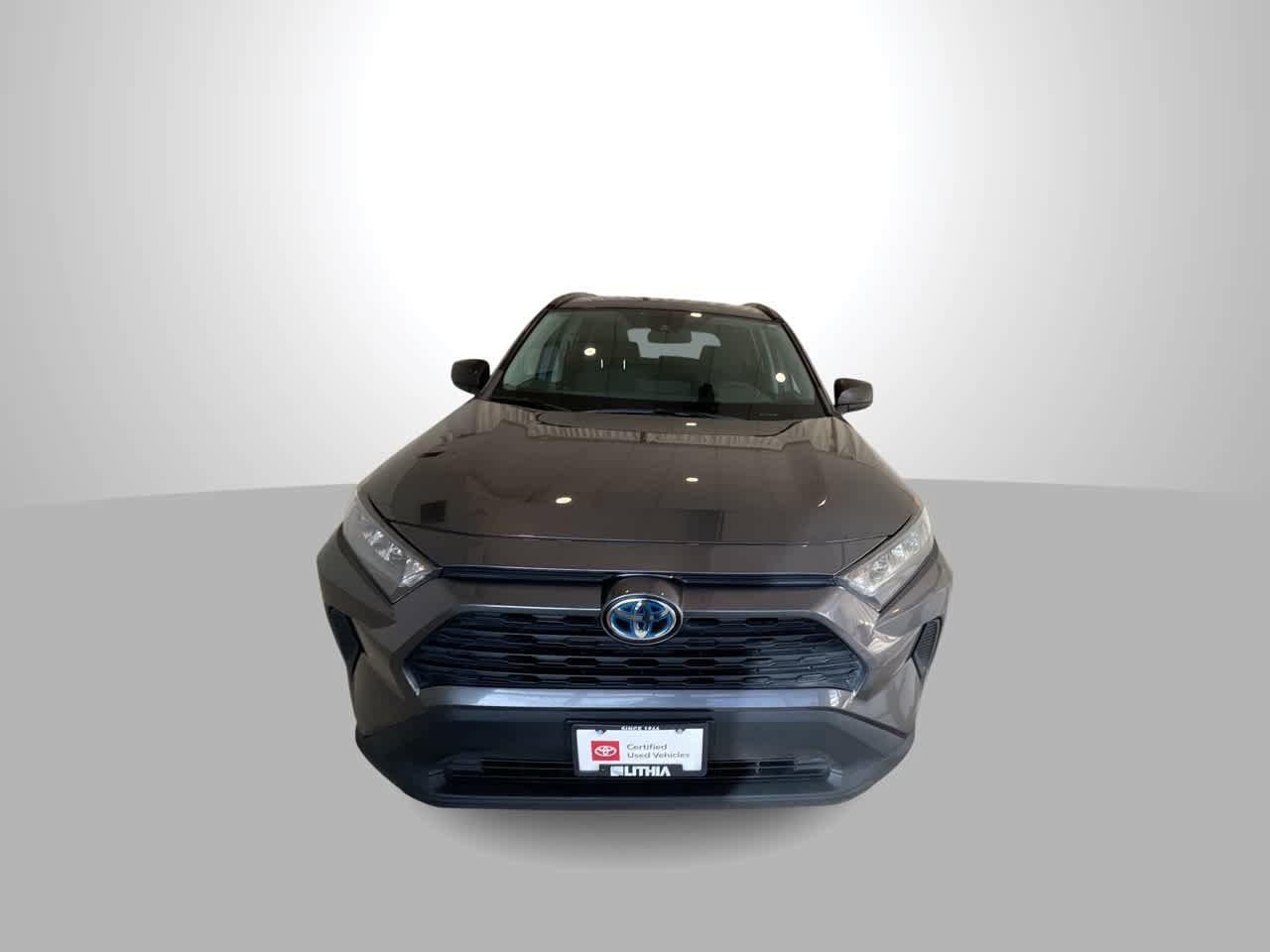 Certified 2021 Toyota RAV4 LE w/ Carpet Mat Package (TMS) AWD/4WD image 3