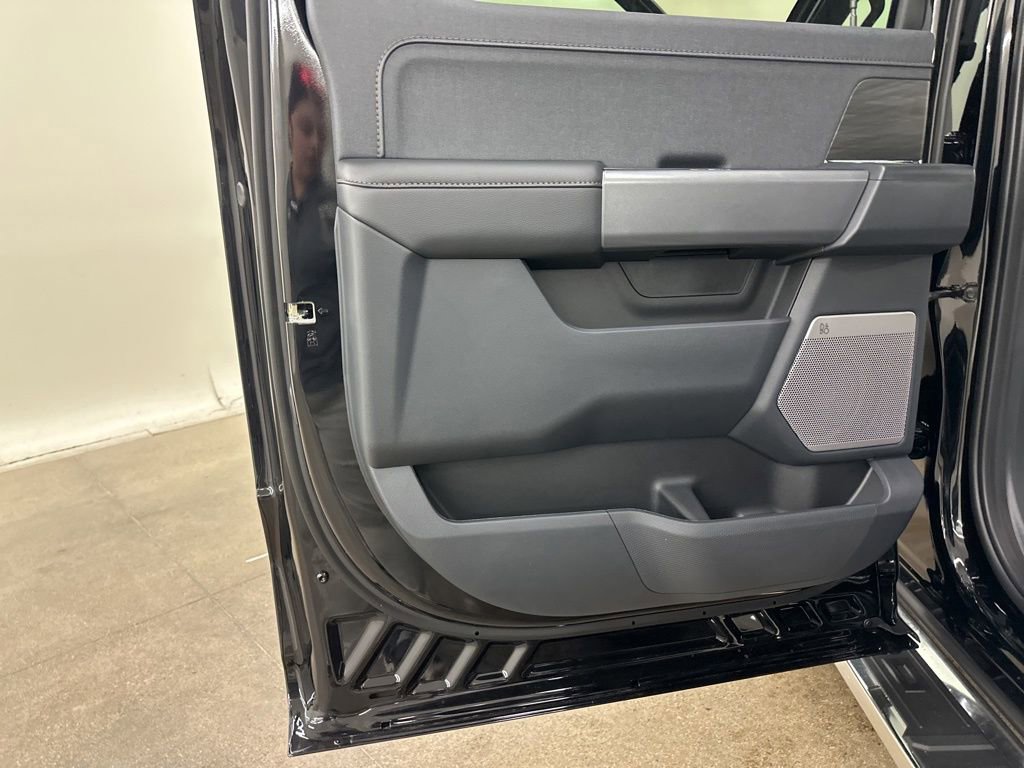 New 2025 Ford F150 Lariat w/ Equipment Group 501A Mid image 26