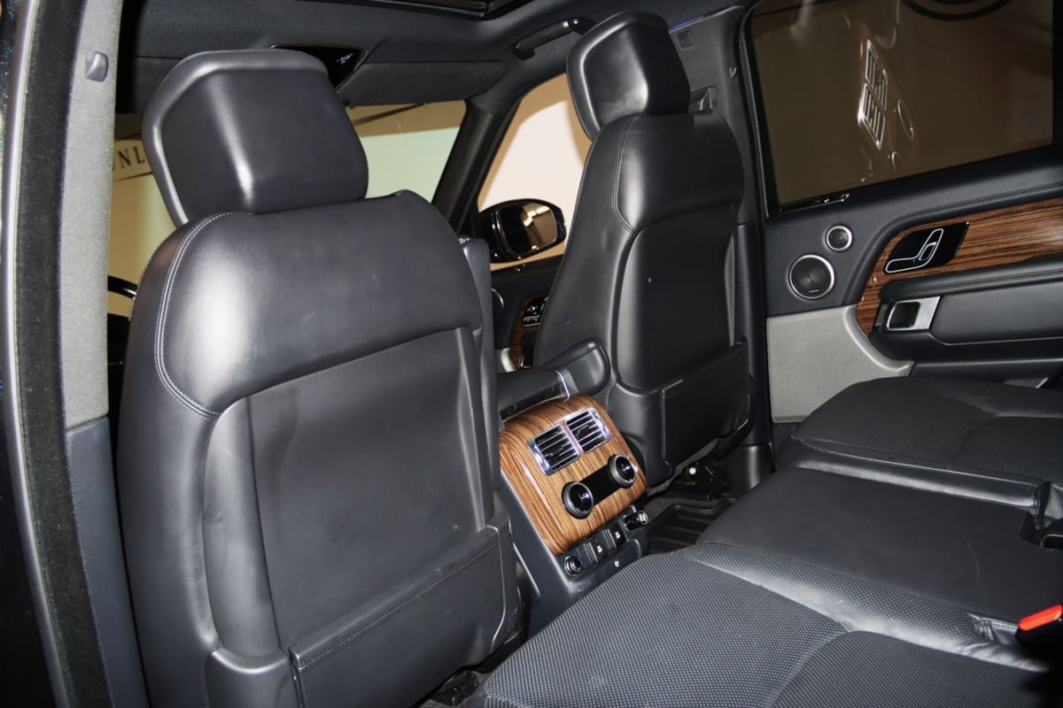 Used 2018 Land Rover Range Rover Supercharged AWD/4WD image 50