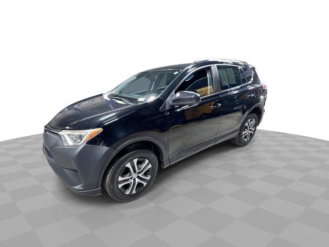 Used 2016 Toyota RAV4 LE image 4