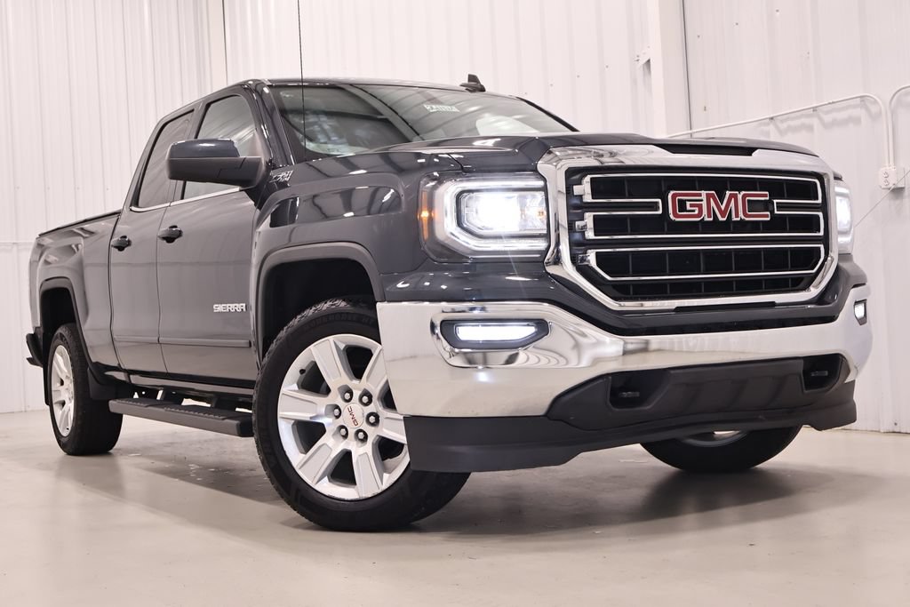 Used 2019 GMC Sierra 1500 SLE w/ SLE Value Package AWD/4WD image 36