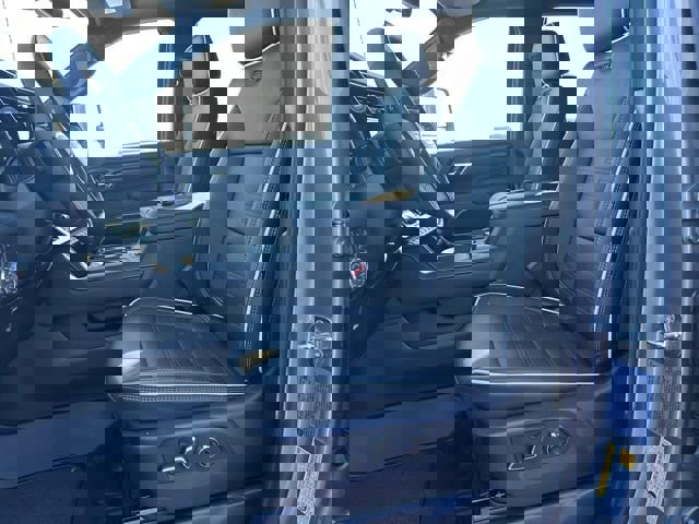 New 2026 GMC Sierra 2500 AT4X image 9